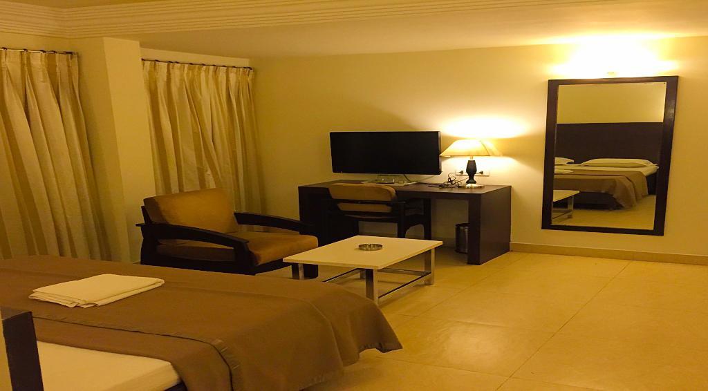 Aditya Palace Hotel Rajahmundry Luaran gambar
